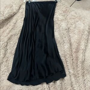 Milo Milano - Elegant Black Satin Skirt